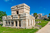 Blick auf Maya-Tempelruinen, Tulum, Quintana Roo, Karibikküste, Yucatan-Halbinsel, Riviera Maya, Mexiko, Nordamerika