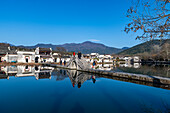 Teich um das historische Dorf Hongcun, UNESCO-Weltkulturerbe, Huangshan, Anhui, China, Asien