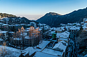 Early morning light over rooftops, Mount Lu (Lushan), UNESCO World Heritage Site, Jiujiang, Jiangxi, China, Asia