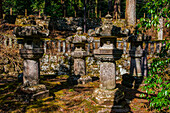 Iemitsu-Mausoleum (Taiyuinbyo), UNESCO-Welterbestätte, Nikko, Präfektur Tochigi, Kanto, Honshu, Japan, Asien