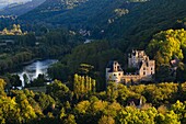 France, Dordogne, Castelnaud la Chapelle, castle of Fayrac, 16th century, along the Dordogne river (aerial view)