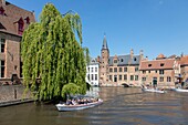 Belgium, Western Flanders, Bruges, historical centre listed as World Heritage by UNESCO, Dijver Canal, Rozenhoedkaai, quay of the Rosary