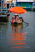 Cambodia, Kampong Cham province, Kampong Cham or Kompong Cham, floating village with a khmer and vieynamese community