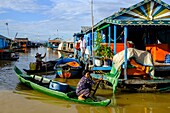 Cambodia, Kampong Cham province, Kampong Cham or Kompong Cham, floating village with a khmer and vieynamese community