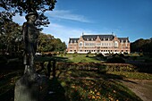 Frankreich, Pas de Calais, Lens, Große Büros der Societe des Mines, Les Grands Bureaux befinden sich in der Rue Jean Souvray, sie beherbergen jetzt die Jean Perrin Fakultät