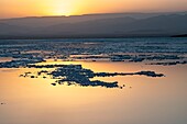 Äthiopien, Afar-Regionalstaat, Danakil-Senke, Karoum-See bei Sonnenuntergang