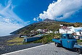 Italy, Sicily, Eolian Islands, Tyrrhenian sea, San Vincenzo, Stromboli volcano