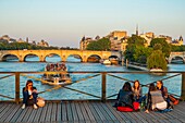 Frankreich, Paris, Gebiet, das von der UNESCO zum Welterbe erklärt wurde, das Gateway Arts