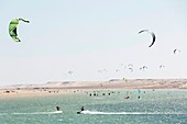 Marocco, Oued Ed-Dahab, Dakhla, view of a nautical spot of kite-surf in a desert