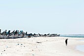 Marocco, Oued Ed-Dahab, Dakhla, Lassarga, fishing boats on the beach