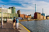 Schweden, Vastra Gotaland, Göteborg (Göteborg), Blick auf das Wärmekraftwerk der Stadt vom Dock von Stenpiren