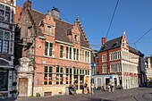 Belgium, East Flanders, Ghent, old houses facing the castle of the Counts of Flanders (Gravensteen)