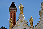 Belgium, West Flanders, Bruges, historical center listed as a UNESCO World Heritage, old town, three statues on the roof of the former registry of the Tribunal de Bruges