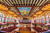 Ceiling of the Palau de la Musica Catalana (Palace of Catalan Music) concert hall, old city, Barcelona, Catalonia, Spain, Europe