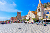 Piazza IX Aprile, Taormina, Sicily, Italy, Mediterranean, Europe