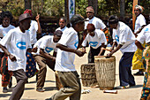 Ukusefya pa Ng'wena, eine traditionelle Zeremonie des Bemba-Volkes von Paramount Chief Chitimukulu von Kasama, die die Chronik ihrer Reise von Angola nach Sambia enthält und jährlich im August stattfindet, Kasama, Sambia, Afrika