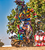 Traditionelle Kulamba-Zeremonie des Chewa-Volkes aus Sambia, Mosambik und Malawi, die jedes Jahr am letzten Samstag im August zu Ehren ihres Häuptlings Kalonga Gaia Uni in der Nähe von Katete, Ostprovinz, Sambia, Afrika, stattfindet