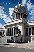 Capitol Bulding, UNESCO World Heritage Site, Havana, Cuba, West Indies, Caribbean, Central America