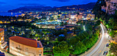 Blick auf Sorrento in der Abenddämmerung, Sorrento, Kampanien, Italien, Mittelmeer, Europa