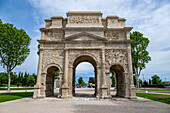 Triumphal Arch of Orange, UNESCO World Heritage Site, Orange, Vaucluse, Provence-Alpes-Cote d'Azur, France, Europe