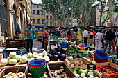 Markt im alten Stadtzentrum von Aix en Province, Bouches du Rhone, Provence-Alpes Maritimes-Cote d'Azur, Frankreich, Europa