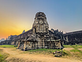 Angkor Wat, UNESCO World Heritage Site, a Hindu-Buddhist temple complex near Siem Reap, Cambodia, Indochina, Southeast Asia, Asia