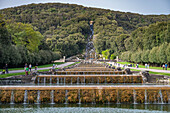 Palastgärten in der Reggia di Caserta (Königspalast von Caserta), UNESCO-Welterbestätte, Kampanien, Italien, Europa