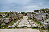 Die griechischen Tempel von Paestum, UNESCO-Welterbestätte, Kampanien, Italien, Europa