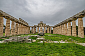 Die griechischen Tempel von Paestum, UNESCO-Welterbestätte, Kampanien, Italien, Europa