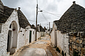 Trulli-Häuser in Alberobello, UNESCO-Weltkulturerbe, Apulien, Italien, Europa