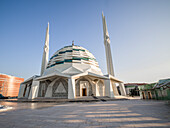 Moschee der Theologischen Fakultät der Marmara-Universität, Istanbul, Türkei, Europa