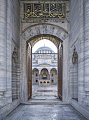 Haupttor der Süleymaniye-Camii-Moschee, UNESCO-Welterbe, Istanbul, Türkei, Europa