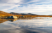 Spiegelungen, Isle of Lewis, Äußere Hebriden, Schottland, Vereinigtes Königreich, Europa