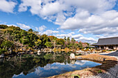 Sogenchi Teien lake, tranquil Zen garden of Tenryu-ji, UNESCO World Heritage Site, in Arashiyama, Kyoto, Honshu, Japan, Asia