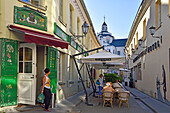 Terrasse und Fassade des Restaurants Poniu Laime in der Stikliu-Straße, Vilnius, Litauen, Europa