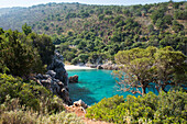 Bucht und Strand von Brisana, Halbinsel Karaburun, innerhalb des Karaburun-Sazan Marine Parc, Vlore Bay, Albanien, Europa