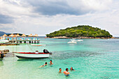 Inselchen und Strände von Ksamil, südlich von Saranda, Ionische Küste, Albanien, Europa