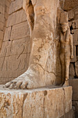 Statue der Königin Nefetari, Karnak-Tempelkomplex, UNESCO-Welterbe, Luxor, Ägypten, Nordafrika, Afrika