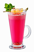 Hot mandarin-pitahaya drink with mint