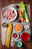 Ingredients for spaghetti with chicken and lentil ragout