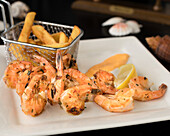 Grilled scampi with chips