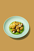 Airfryer cauliflower bites with coriander and tahini sauce