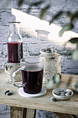 Mulled wine served with chocolate almonds