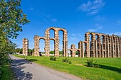 Acueducto De Los Milagros (Aqueduct of Miracles), UNESCO World Heritage Site, Merida, Estremadura, Spain, Europe