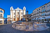 Giraldo Square, Evora, Alentejo, Portugal, Europe