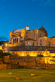 Coricancha und Kloster Santo Domingo in der Dämmerung, UNESCO-Weltkulturerbe, Cusco (Cuzco), Provinz Cusco, Region Cusco, Peru, Südamerika