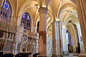 Ambulatory and sculptures of the monumental screen around the choir, Cathedral of Our Lady of Chartres, UNESCO World Heritage Site, Chartres, Eure-et-Loir department, Centre region, France, Europe