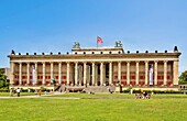 The Old Museum (Altes Museum), completed in 1830, housing Roman, Greek and Etruscan exhibits, Museum Island, UNESCO World Heritage Site, Berlin, Germany, Europe