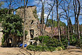 Jardins dels Alemanys (German's garden) at the foot of the ramparts, Girona, Catalonia, Spain, Europe