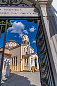 Blick auf die Heilige Kirche der Entschlafung der Jungfrau, Kavala, Dimos Kavalas, Ostmakedonien und Thrakien, Golf von Thasos, Golf von Kavala, Thrakisches Meer, Griechenland, Europa